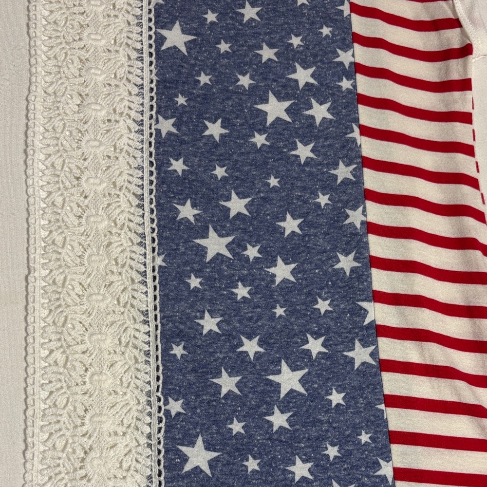Patriotic Stars and Stripes Women's sleeveless lace Top Large - Picture 8 of 14